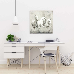 Toile 24 x 24 - Trois chevaux blancs à la course