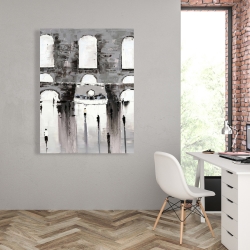 Toile 36 x 48 - Immeuble gris et passants