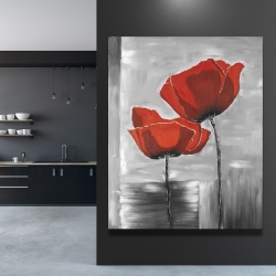 Toile 48 x 60 - Deux fleurs rouges sur fond en tons de gris