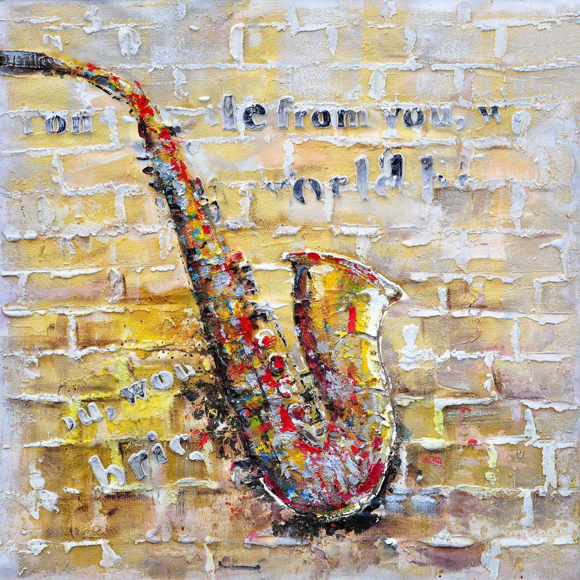 Saxophone sur mur de brique